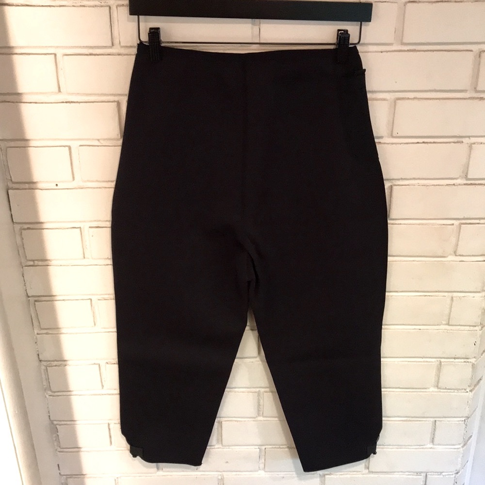 Delfin Spa Neoprene Heat Maximizing Workout Capris Size Large